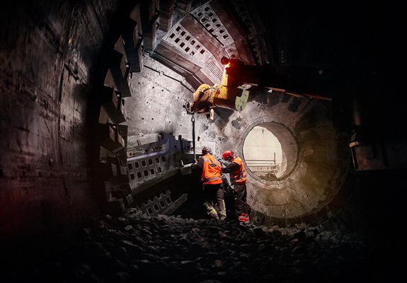 Megaliner mill liners are best suited for large AG, SAG and ball mills where uptime and safety are top priorities