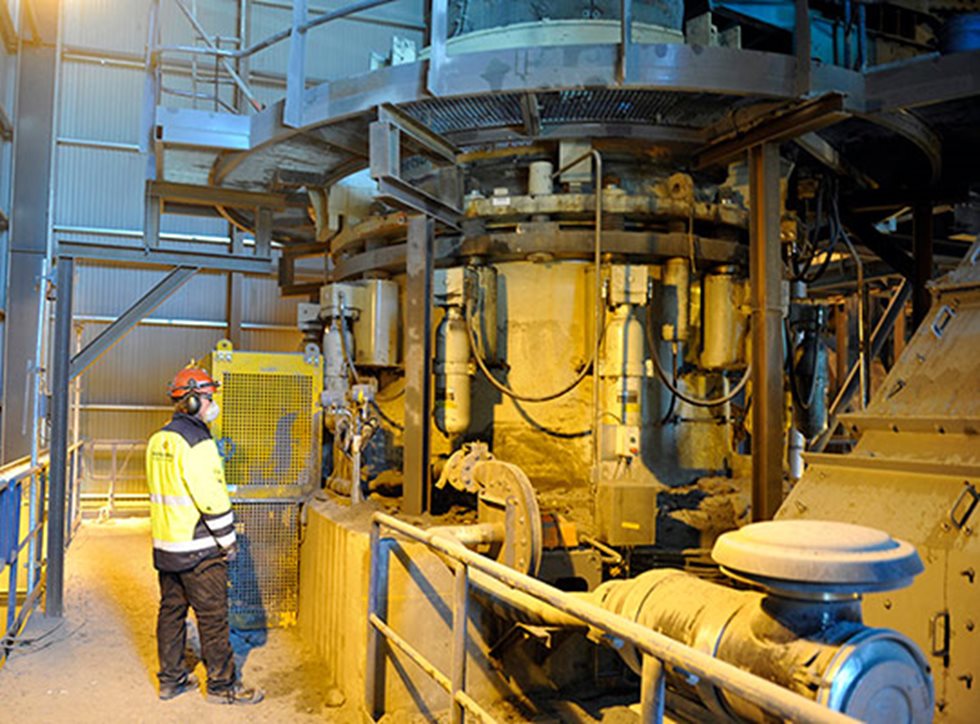 Maailmanlaajuisesti toimiva First Quantum Minerals osti Kevitsan kaivostoiminnot vuonna 2008.