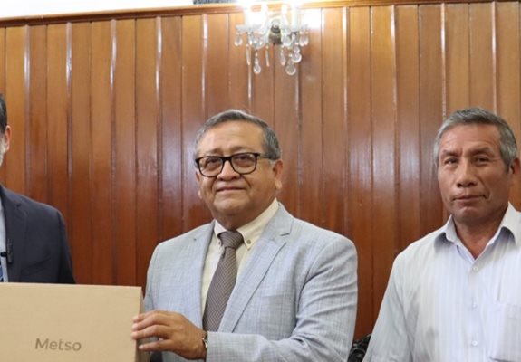 Metso y la Universidad Nacional de Trujillo impulsan la educación minera con convenio para el uso del software Bruno™