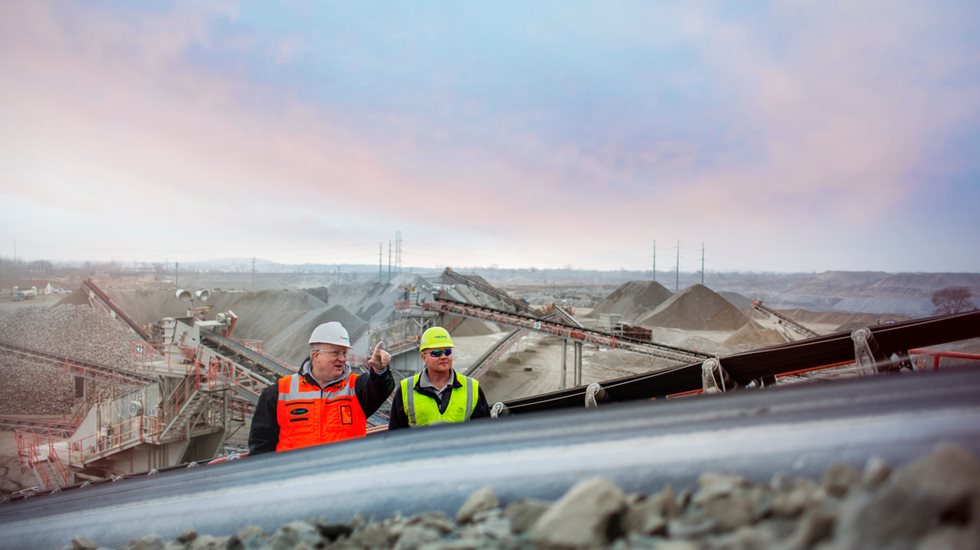 O serviço de supervisão e suporte técnico é fundamental para avaliação de seus equipamentos e peças.