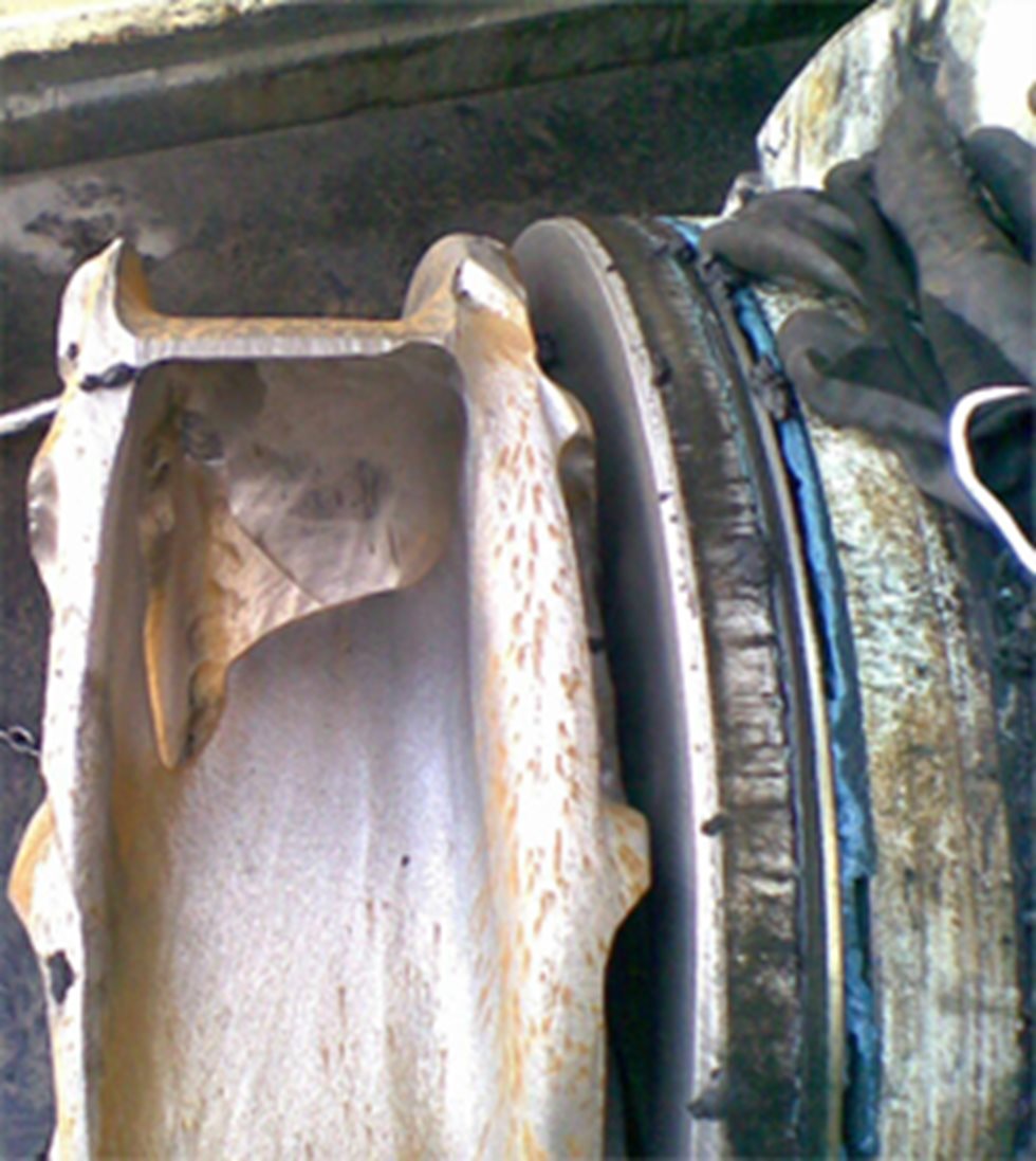 Abgenutztes Verschleißteil der Schlammpumpe.