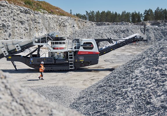 LT350C mobile diesel-electric cone crusher 