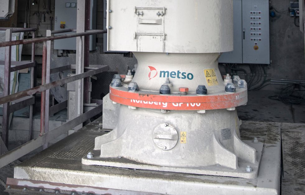 Der neue Nordberg C150 Backenbrecher kann mit einteiligen oder auch zweigeteilten Brechbacken bestückt werden