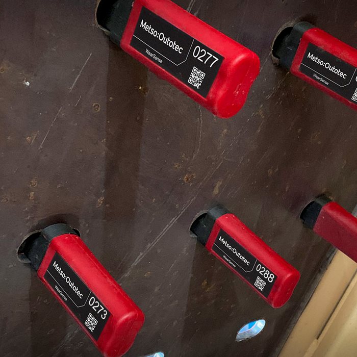 WearSense™ predicts liner replacement