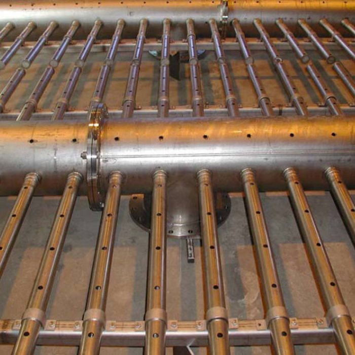 Edmeston SX® sulfuric acid pipe distributors.