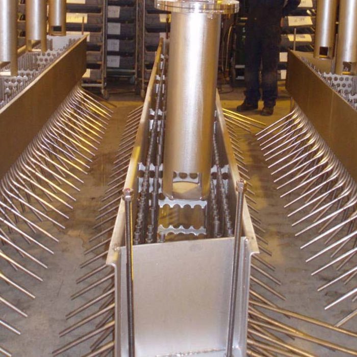 Media and Text - Edmeston SX® sulfuric acid trough distributors.