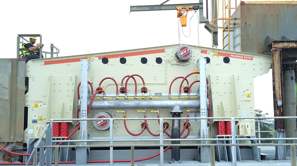  Le nouveau crible Metso ES303, fonctionne bien et contribue à booster la production et le rendement de l’installation