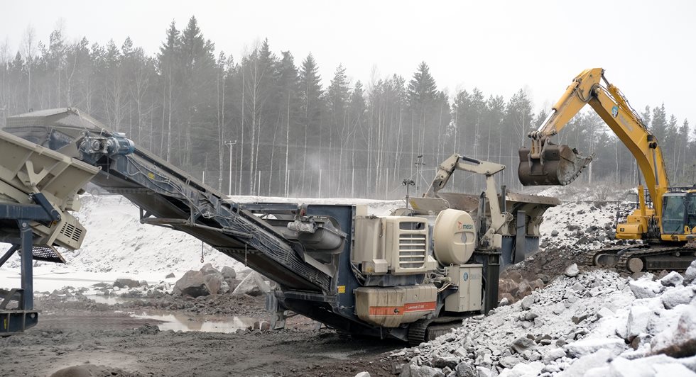Lokotrack LT120 jaw crusher.