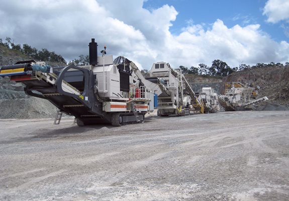 Planta móvil de chancado VSI Lokotrack® LT9100E ™