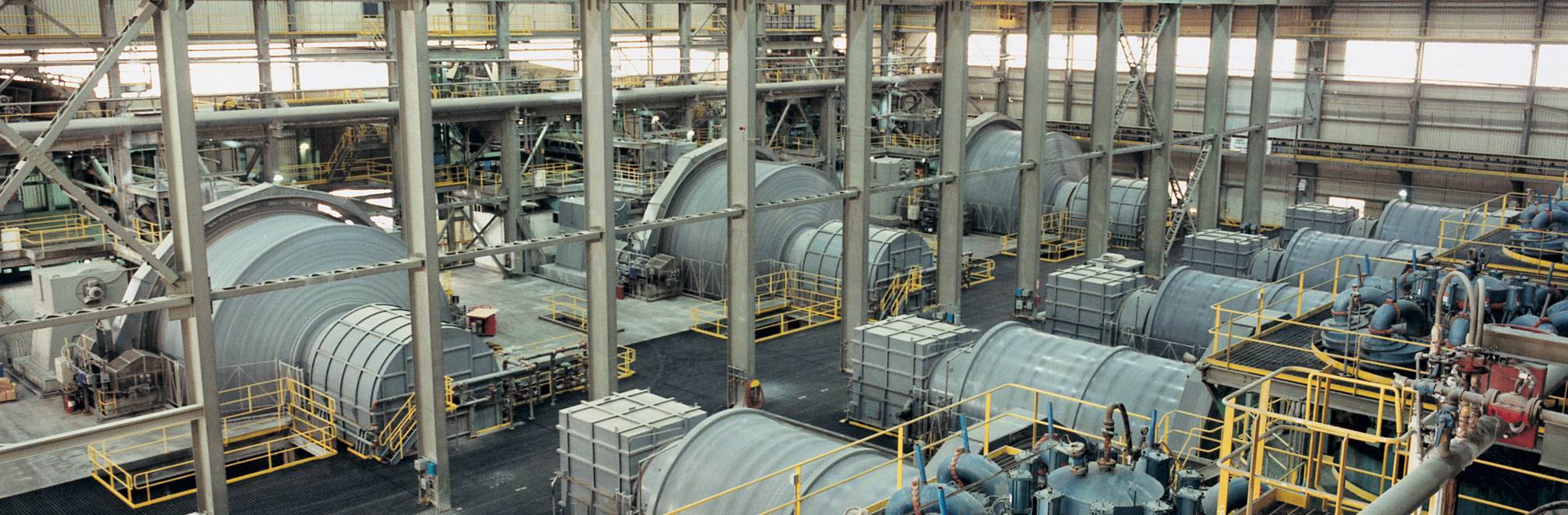 semi-autogenous-sag-mill-grinding - v2.jpg