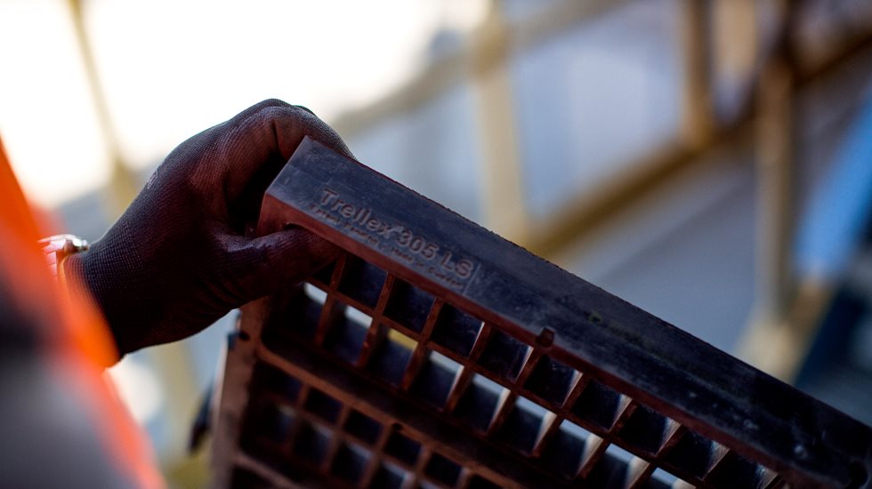 Peças de equipamentos para agregados.