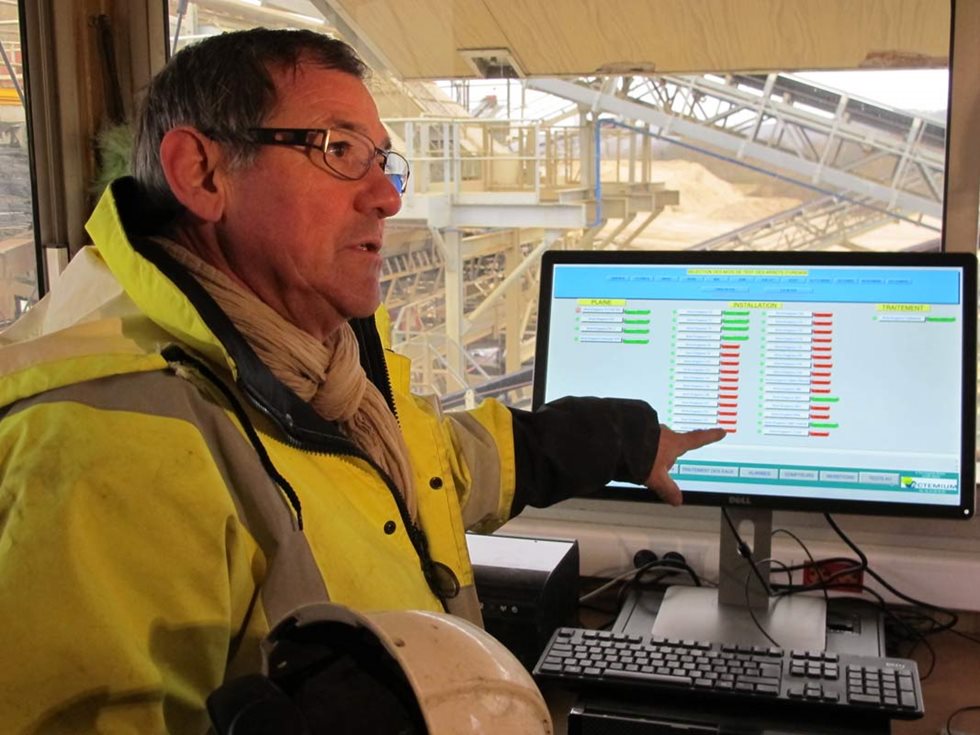 L’autre intérêt de cet broyeur était le mode de fixation sans résine des mâchoires », poursuit Patrick Gouvernon