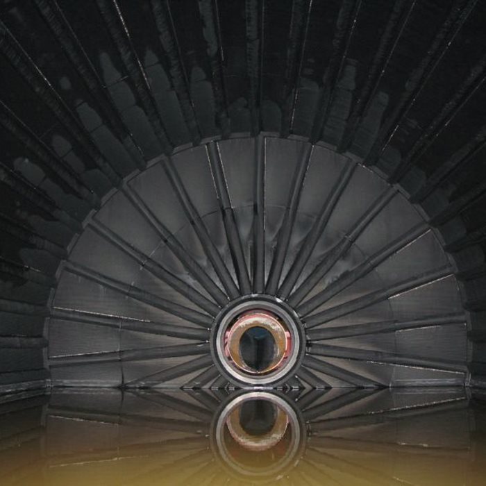 Mill liner made of rubber acts as a vibration damper and noise filter