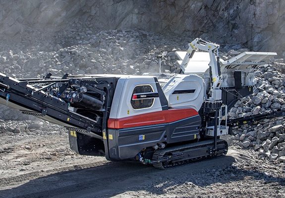 LT400J mobile diesel-electric jaw crusher 