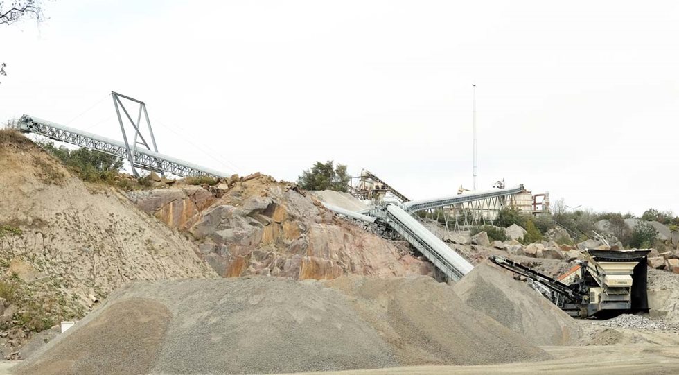 ST2.8-mobiiliseula erottelee esimurskatusta aineksesta noin viidenneksen verran hienoainesta pois – vuodessa noin 60 000 tonnia.