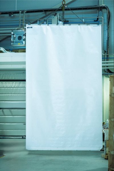 Hole-less cloth simplifies manufacturing, installation, and maintenance
