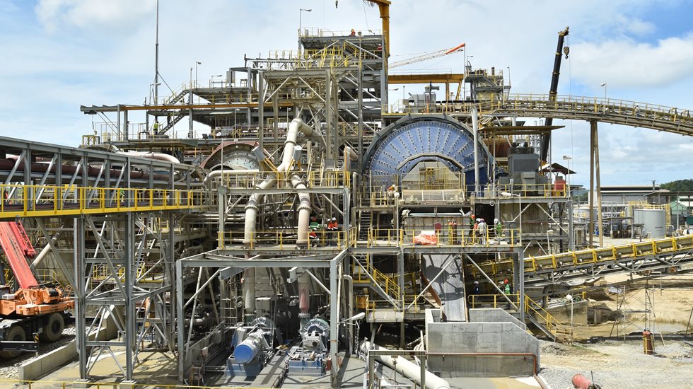 A view on the B2Gold Masbate comminution circuit.