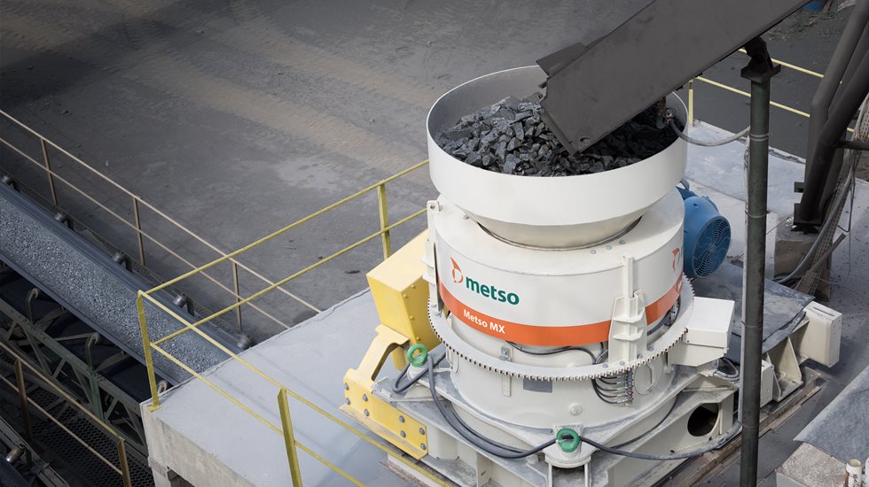 Tecnologia inovadora do britador MX reúne pistão e bojo num único britador