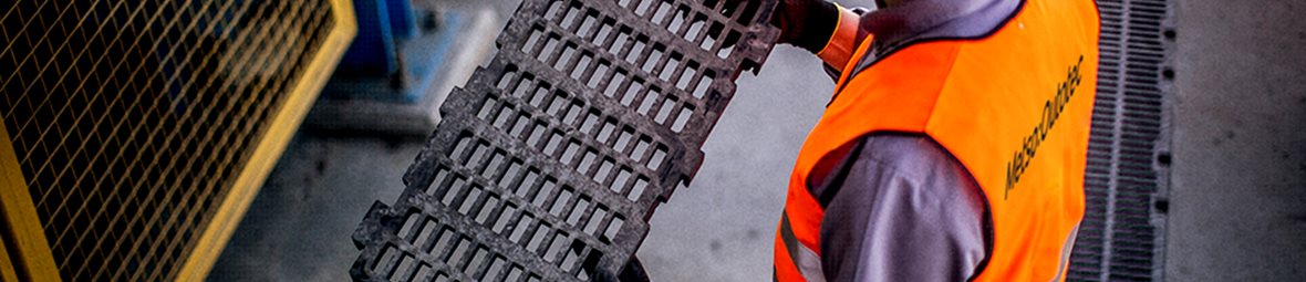 Screening media image