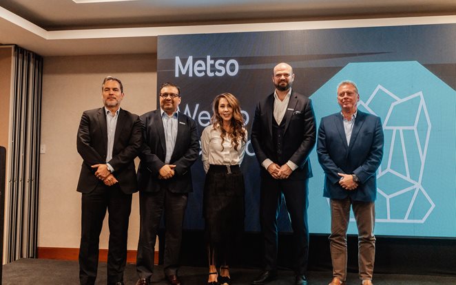 Joe Pezo, VP de Servicios para Perú y países Andinos | Metso Eduardo Nilo, Presidente de la región Sudamérica | Macarena Vallejo, Directora de Marketing y Sostenibilidad de Sudamérica | Sami Takaluoma, CEO y Presidente Global de Metso | Fernando Samanez, VP de Capital Equipment para Sudamérica
