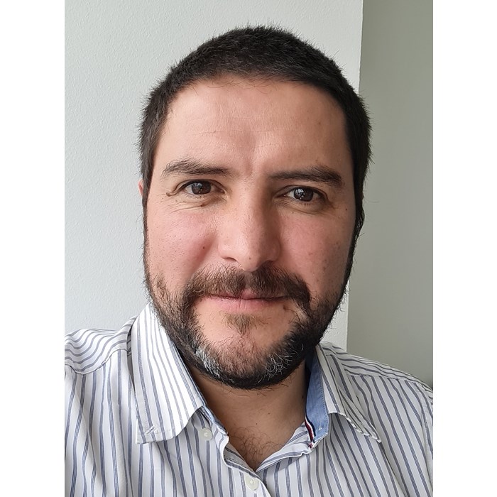 webinar-speaker-gustavo-aravena