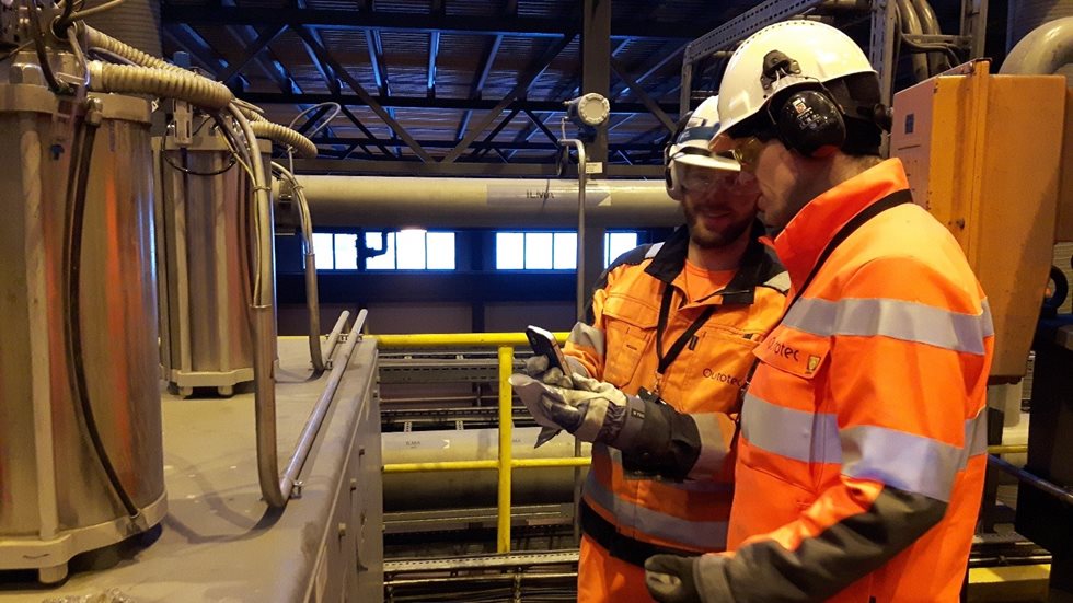 utotec technicians use a cloud-based mobile app