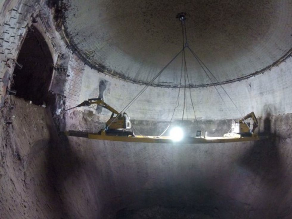 Roaster remote demolition robot machine