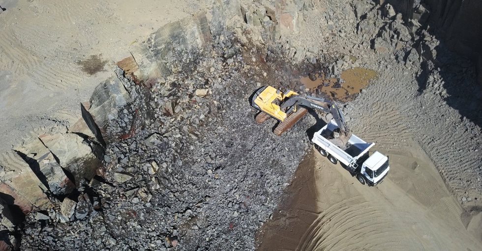 Work at the Borborema quarry