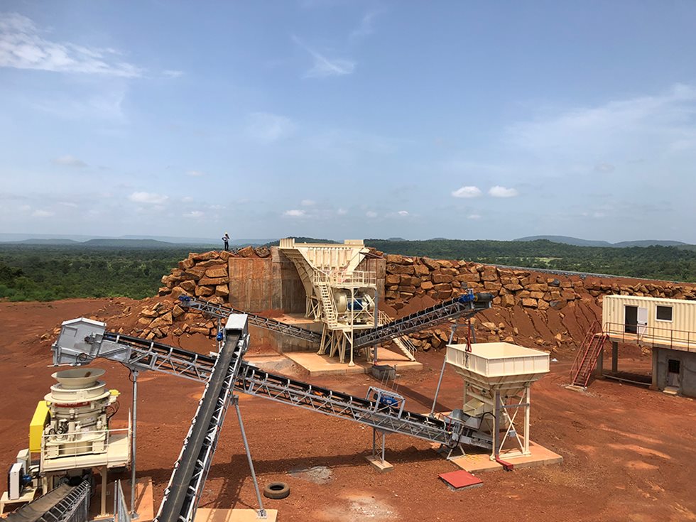 Metso Outotec's Nordberg® C120 jaw crusher at the Groupe Bathily quarry.