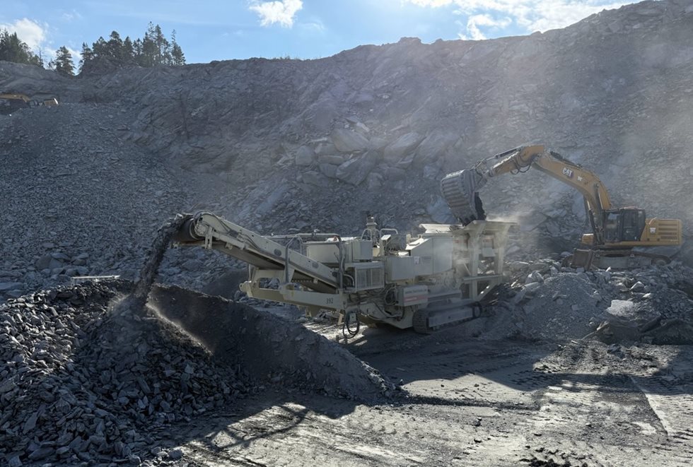 Tverås Maskin believes to be able to crush another 10-15 years with the refurbished Lokotrack with an average capacity of 400 tons per hour.