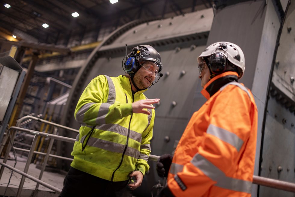 Discussions on site between Kaunis Iron and Metso.