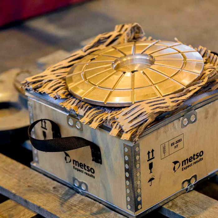 Alla Metso reservdelar och slitdelar till mobila och flyttbara stenkrossar är konstruerade för att exakt stämma överens med de ursprungliga specifikationerna.