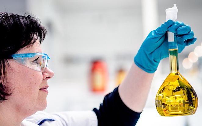  Servicios de investigación y pruebas