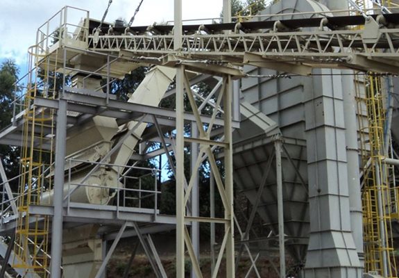 AC Series gravitational inertial air classifiers.