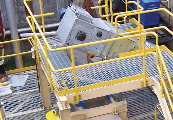 Drag chain conveyors 