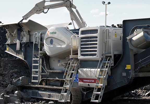 Lokotrack® LT120™ mobile jaw crusher