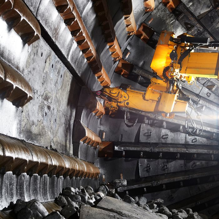 Удобная замена футеровок мельницы