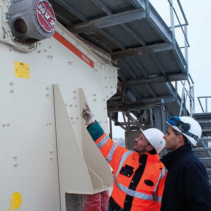 ES™-sarjan vaakaseulat ovat tehokkaita seulontalaitteita, jotka ovat parhaimmillaan hankalissa olosuhteissa.
